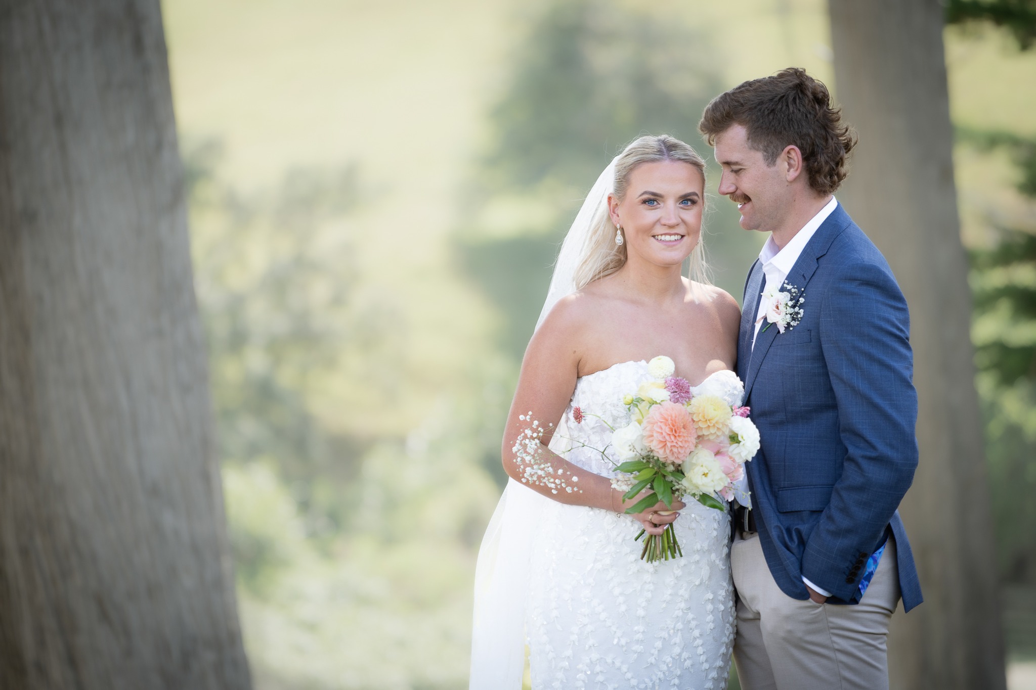 Dunedin Wedding Lochend Bride Groom